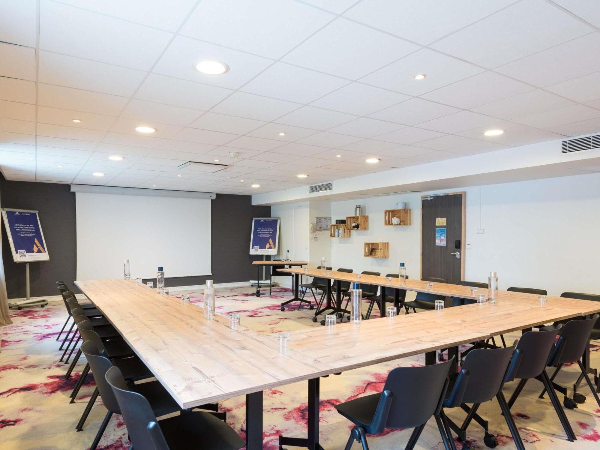 Novotel Saclay Εξωτερικό φωτογραφία