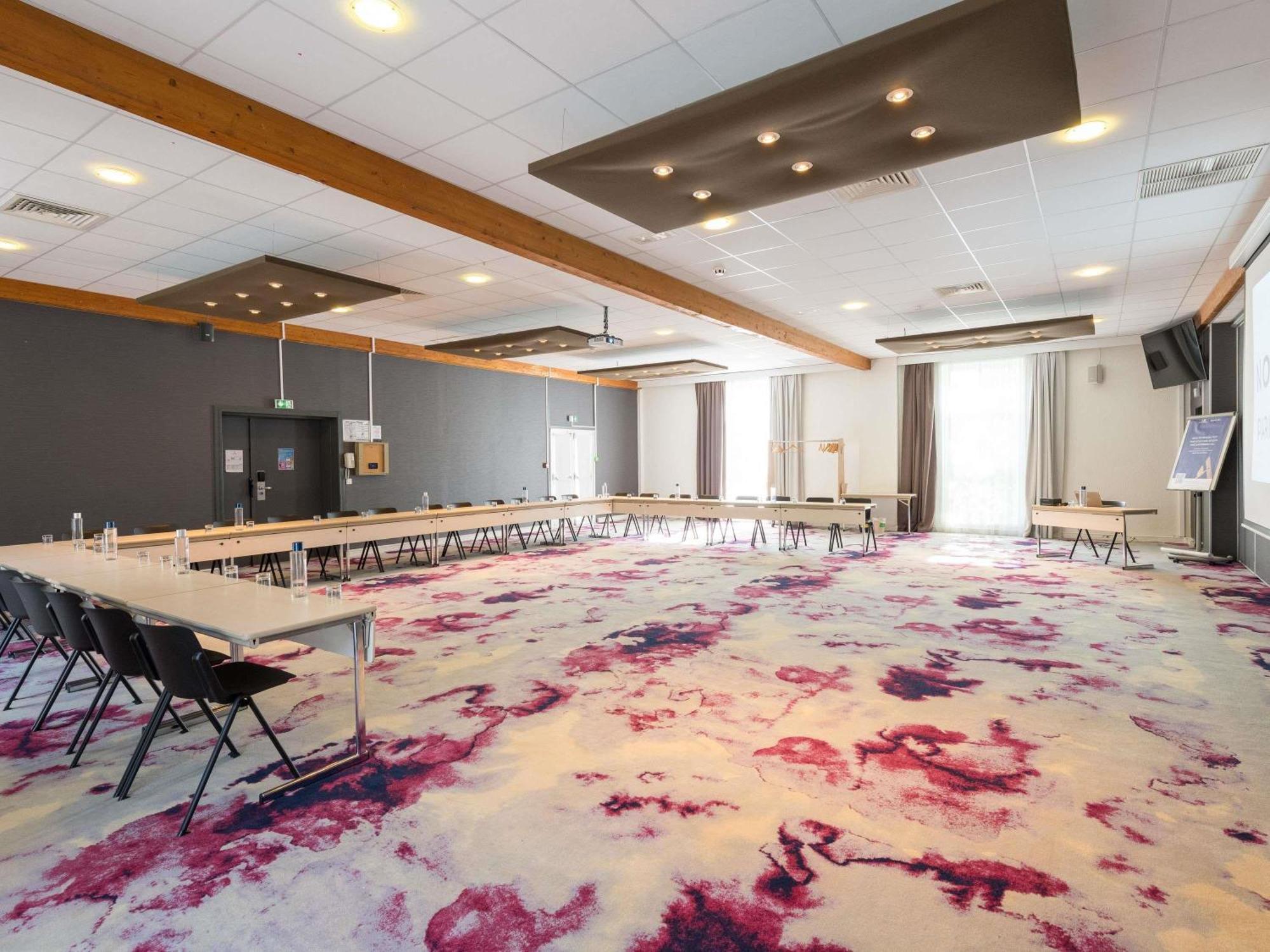 Novotel Saclay Εξωτερικό φωτογραφία